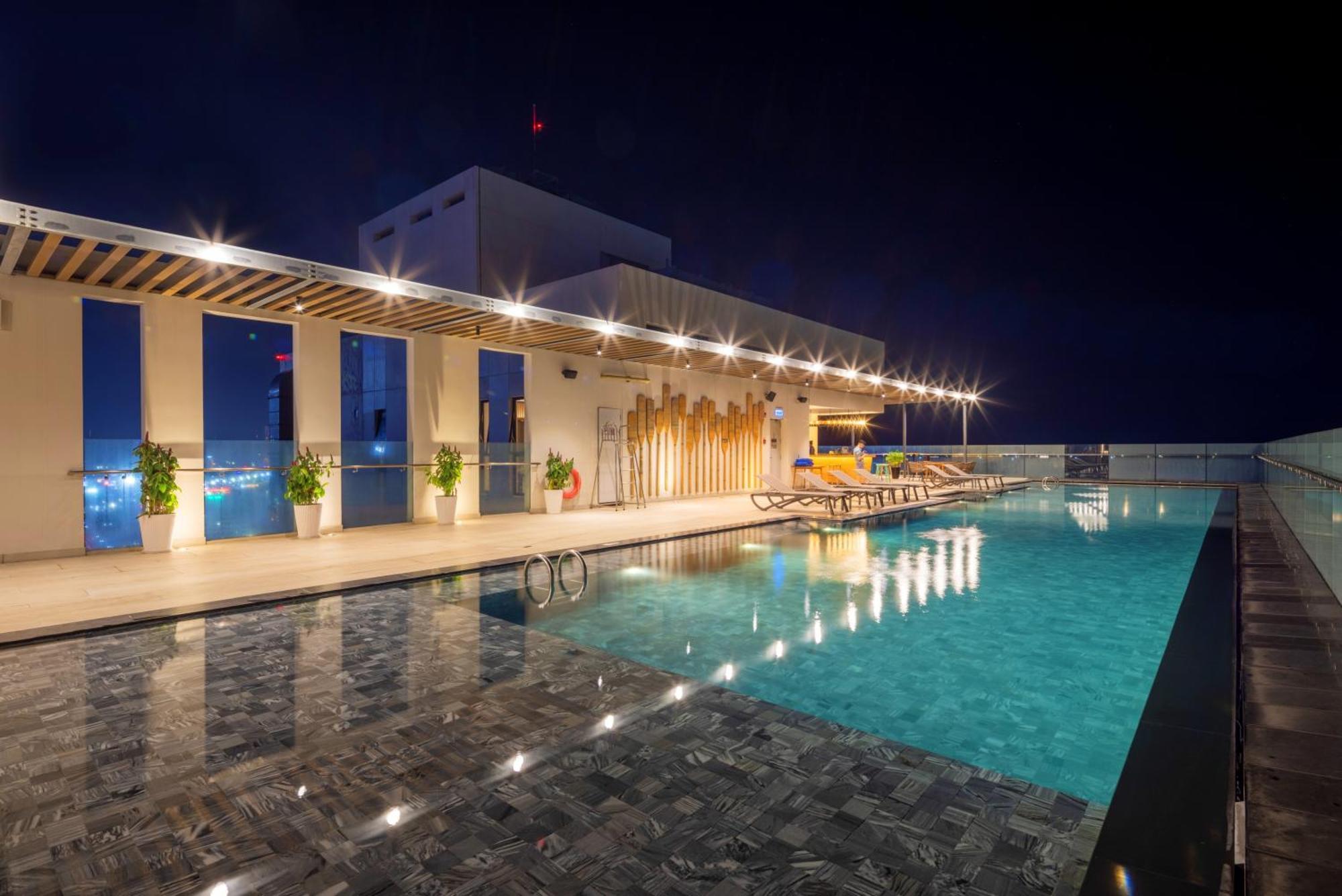 Anya Premier Hotel Quy Nhon Exterior foto